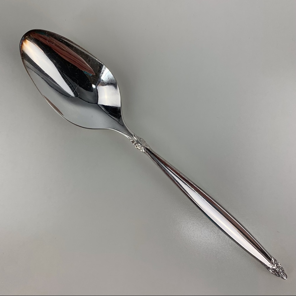 2/$20 1847 Rogers Bros. IS 1965 Vintage Silver Plate Garland Pattern Soup Spoon